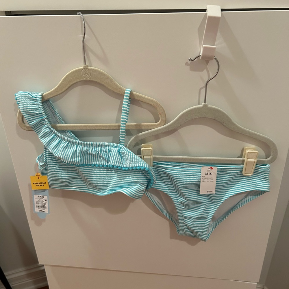 NWT Kids Bikini Set - Size 6/8